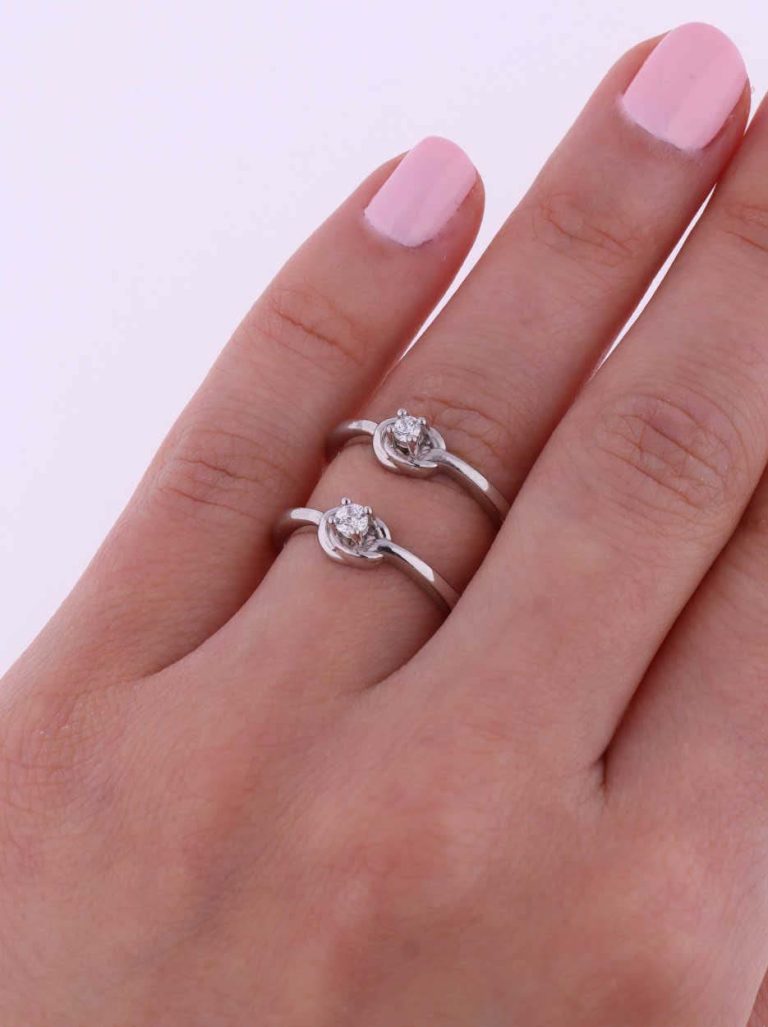 Kedves eljegyzési gyűrű