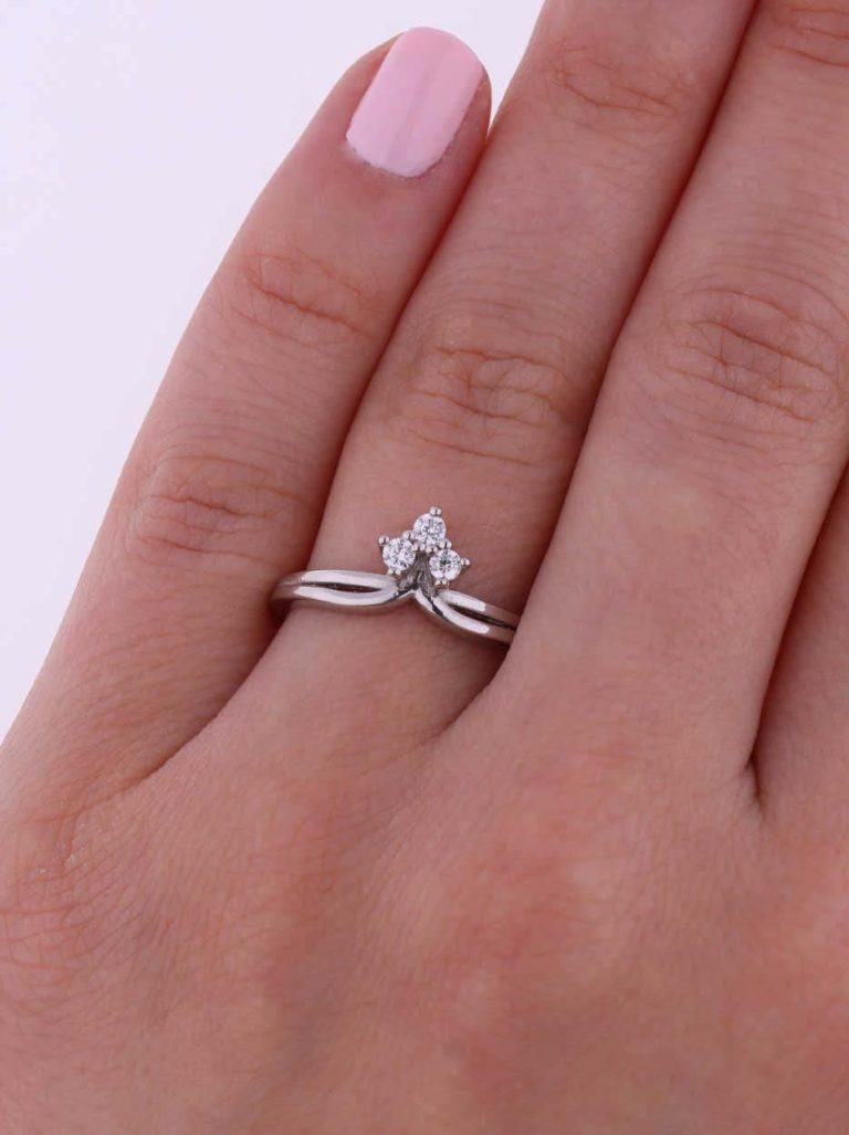 Mesés eljegyzési gyűrű