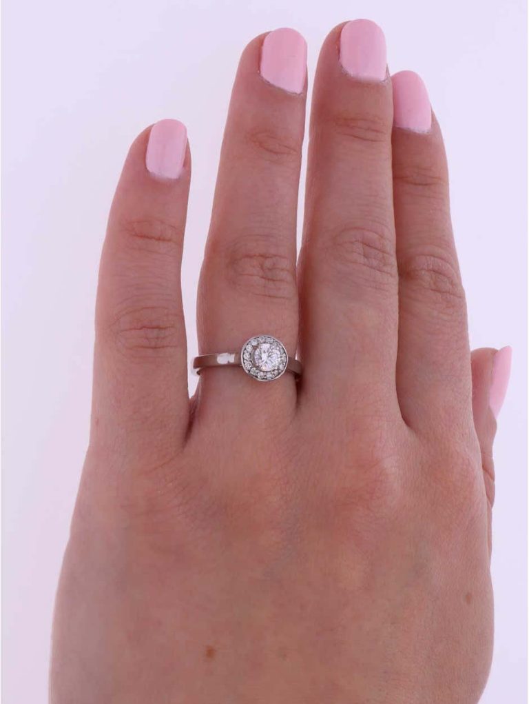 Queen eljegyzési gyűrű